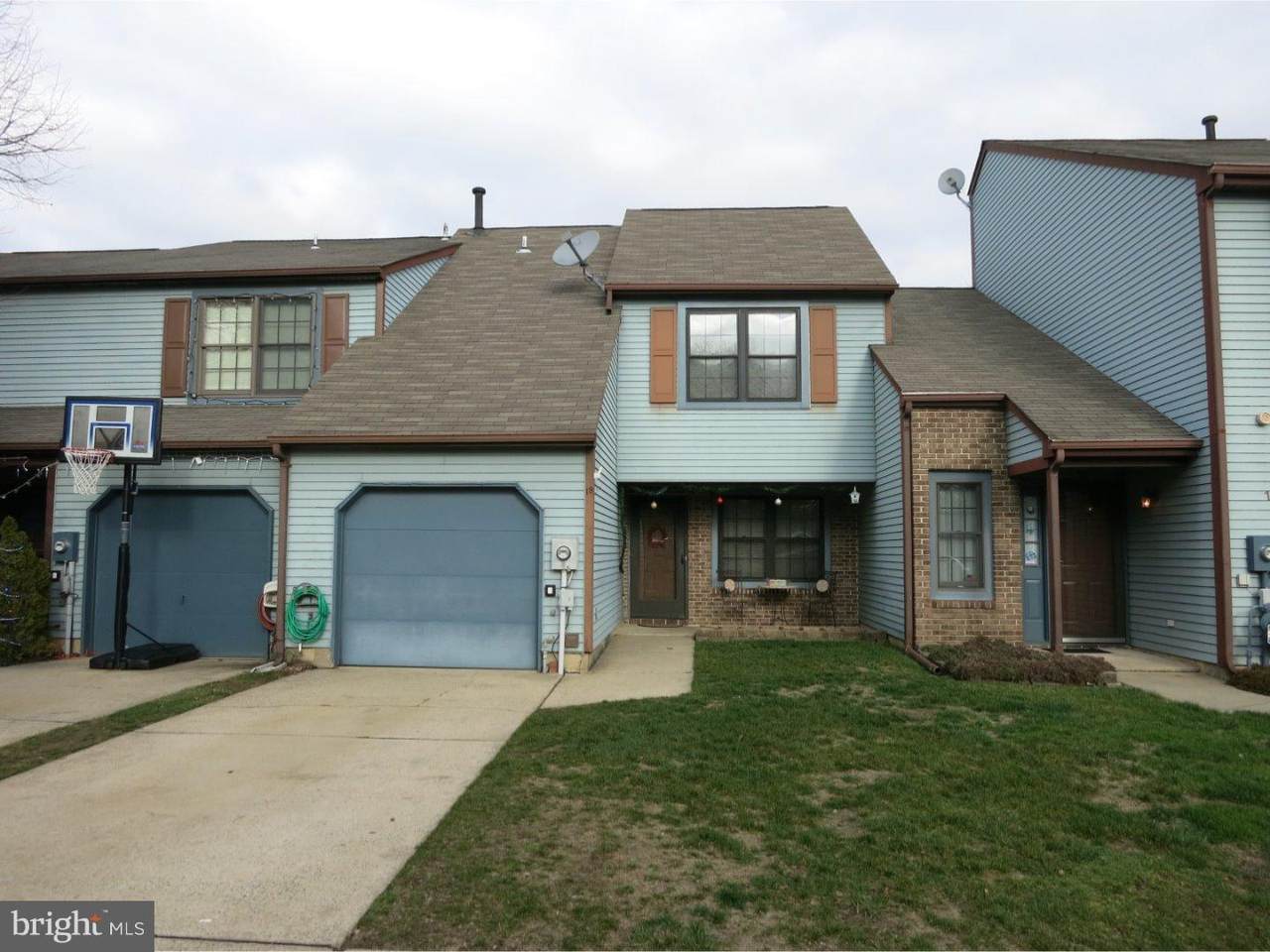 19 Francis Court - Photo 1