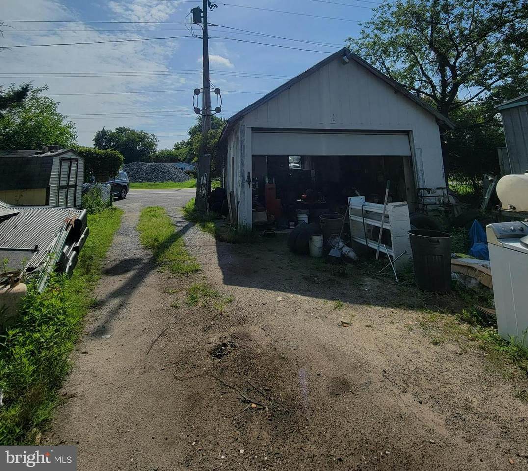 33 Farmington Road - Photo 1