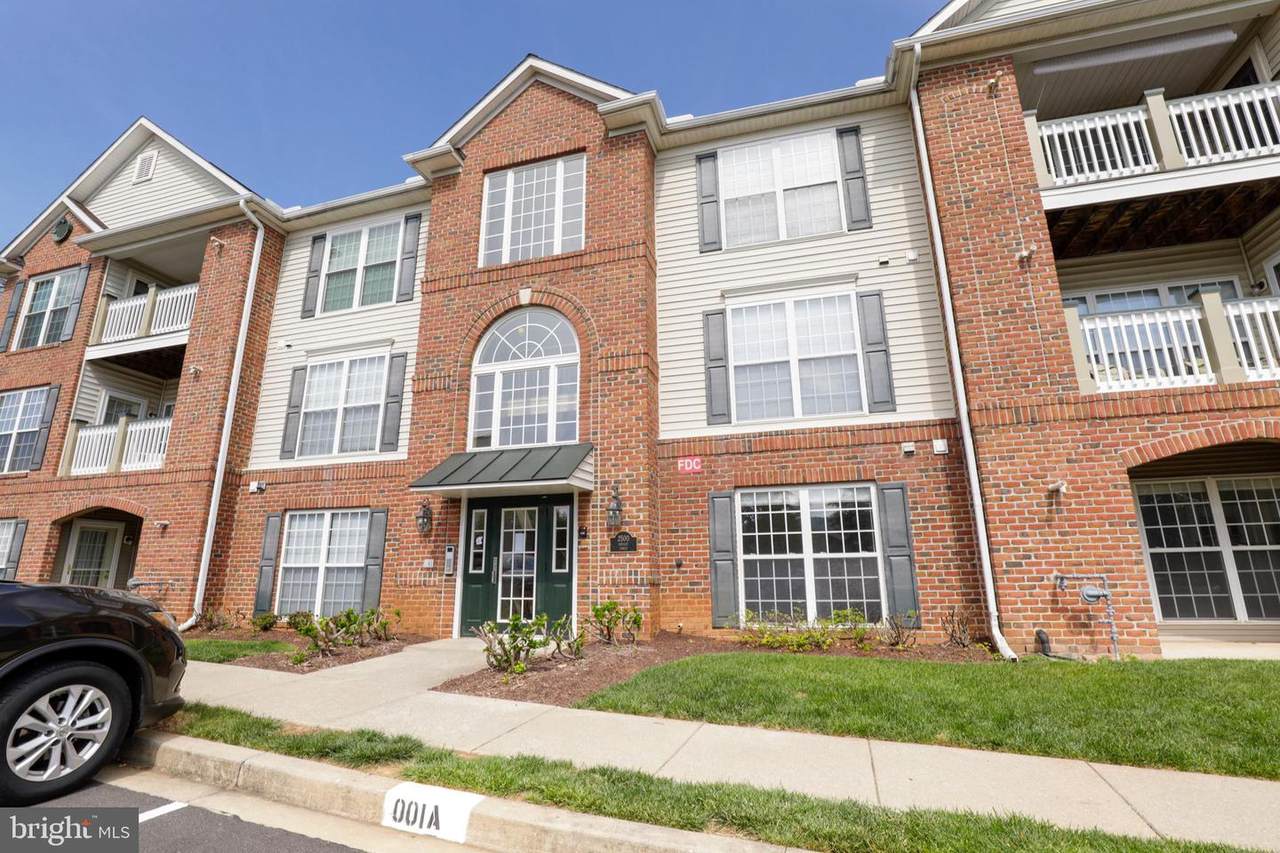 2500 Shelley Circle - Photo 1