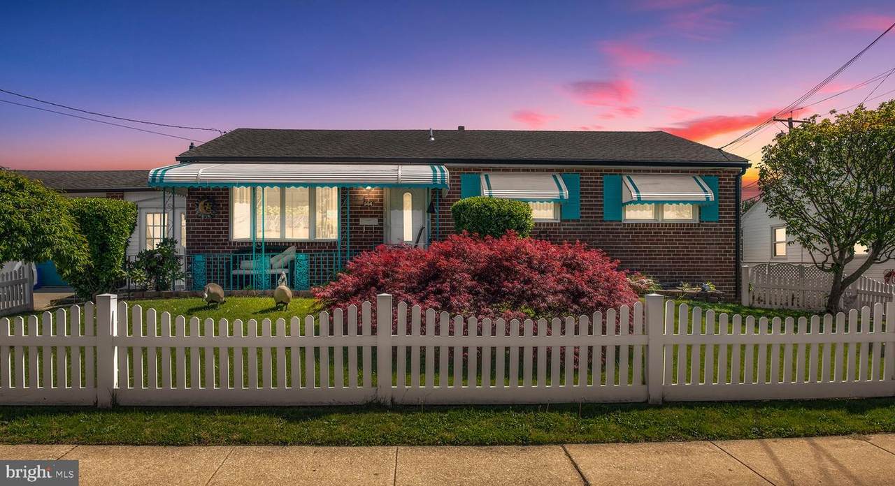 444 Creek Road - Photo 1
