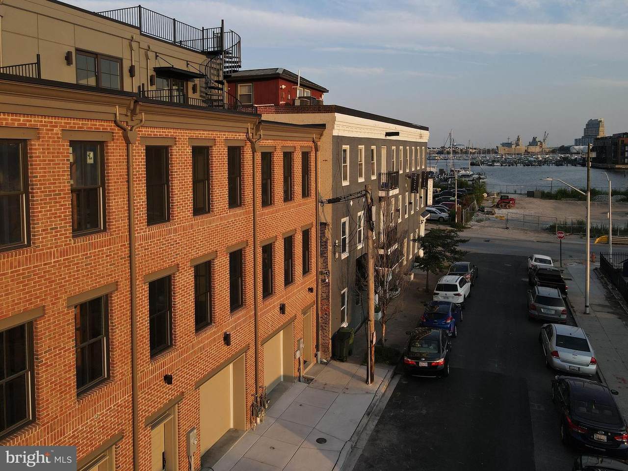 611 Chester Street - Photo 1