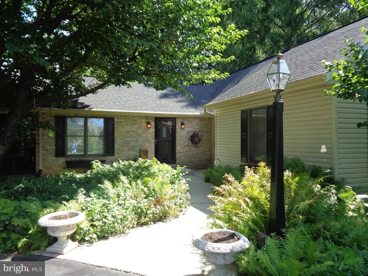 1334 Penrose Avenue - Photo 1