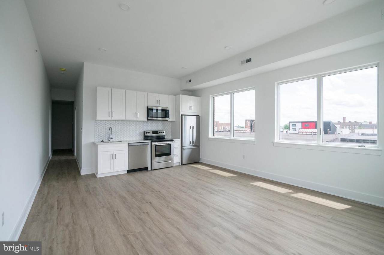 2235 Washington Avenue - Photo 1