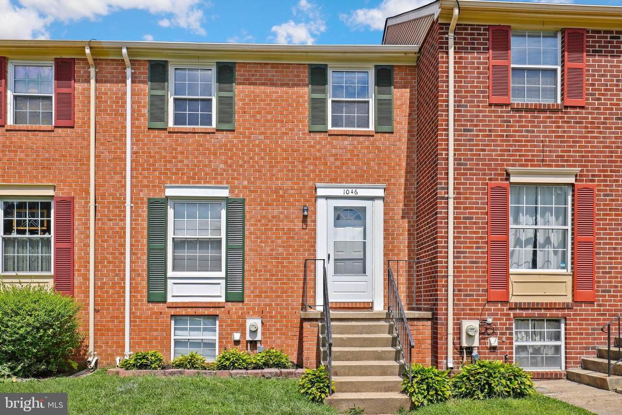 1046 Saybrook Harbour - Photo 1