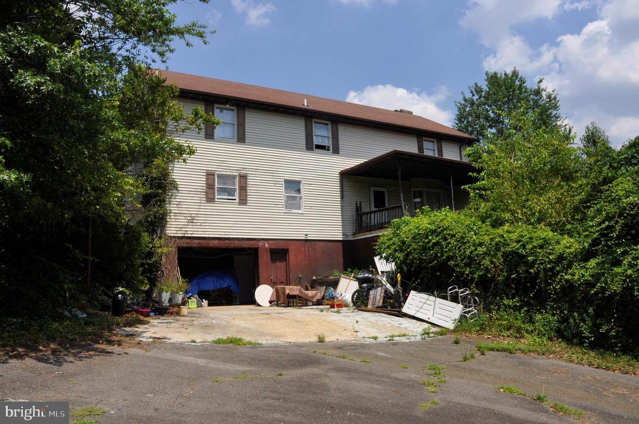 444 Lewistown - Photo 1