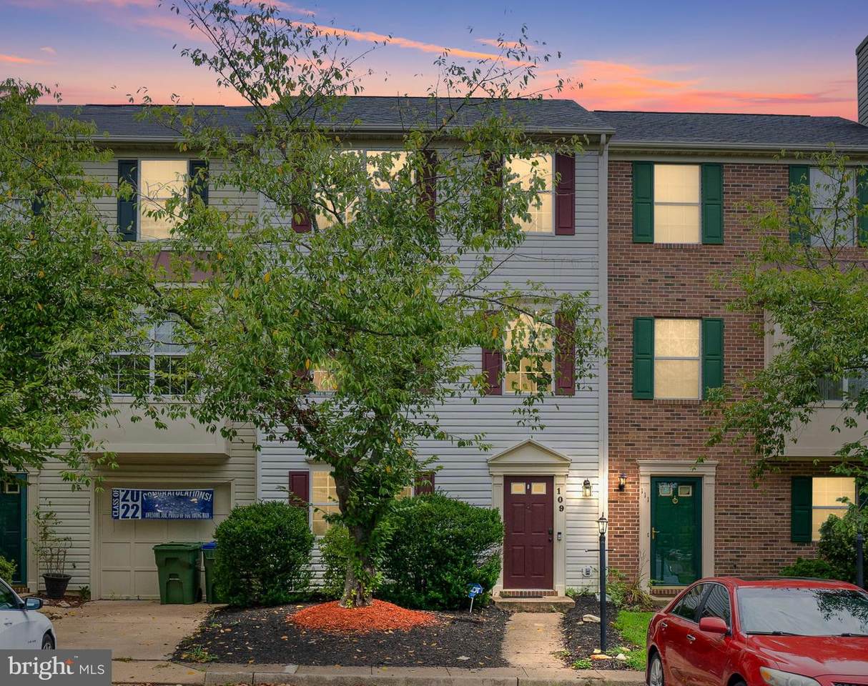 109 Raquel Court - Photo 1