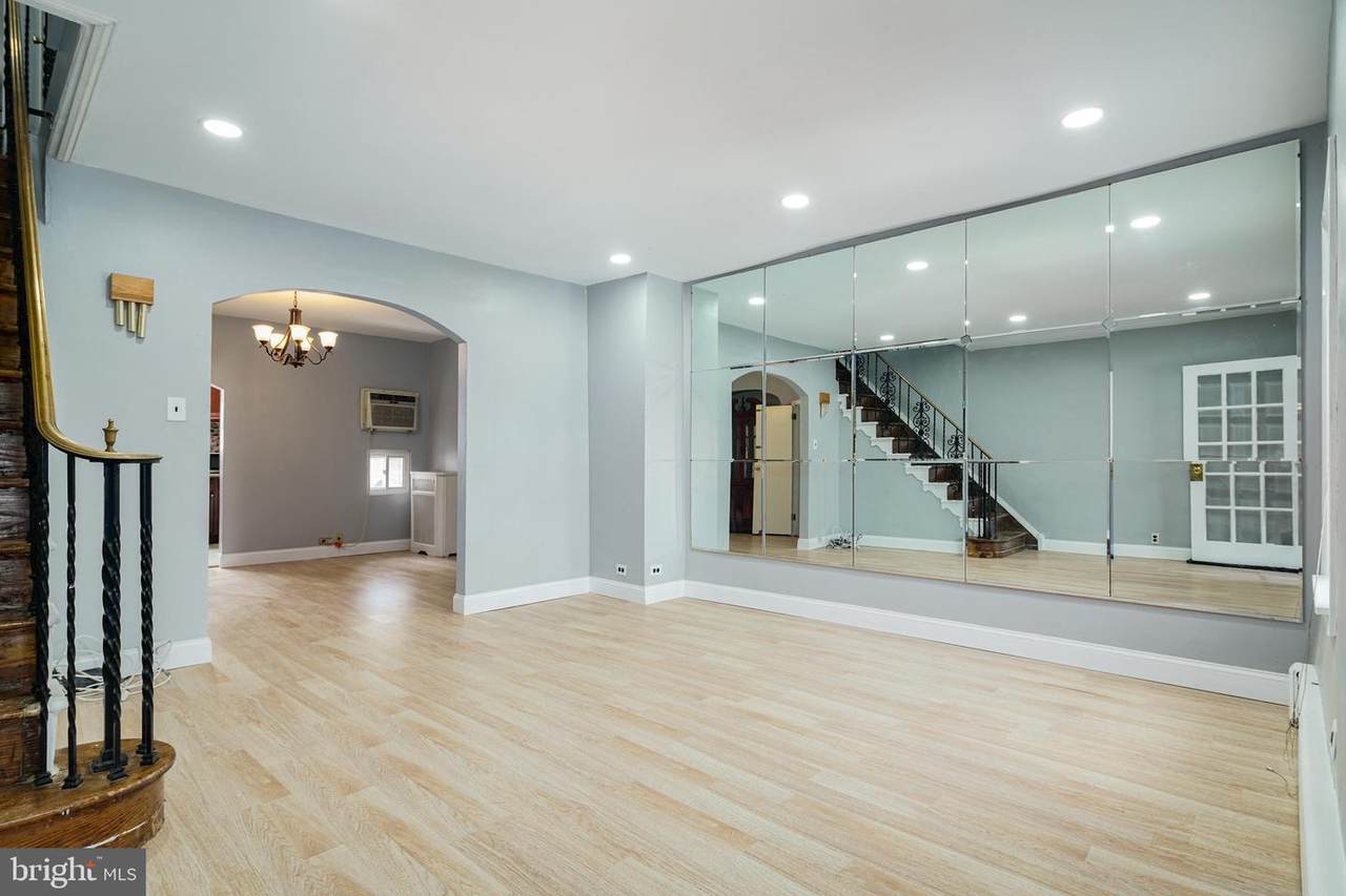 7358 Buist Avenue - Photo 1