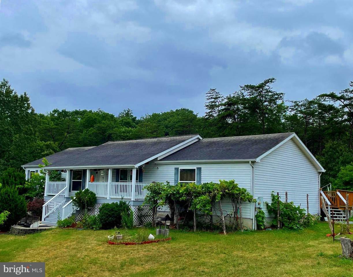 46 Wood Chuck Lane - Photo 1