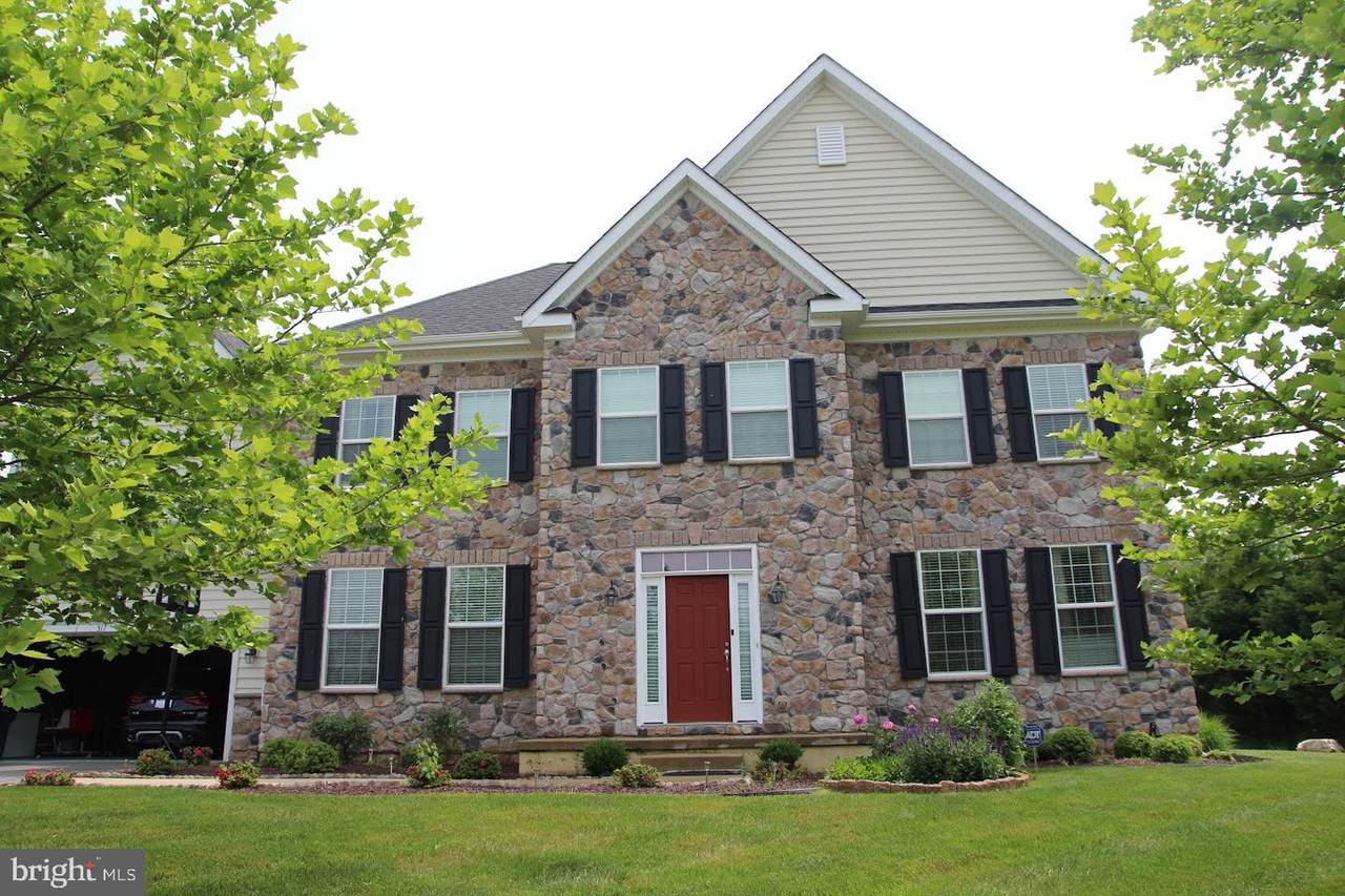 317 Wagon Wheel Lane - Photo 1