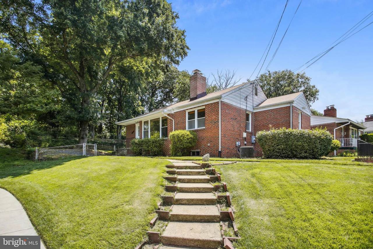 701 Domer Avenue - Photo 1