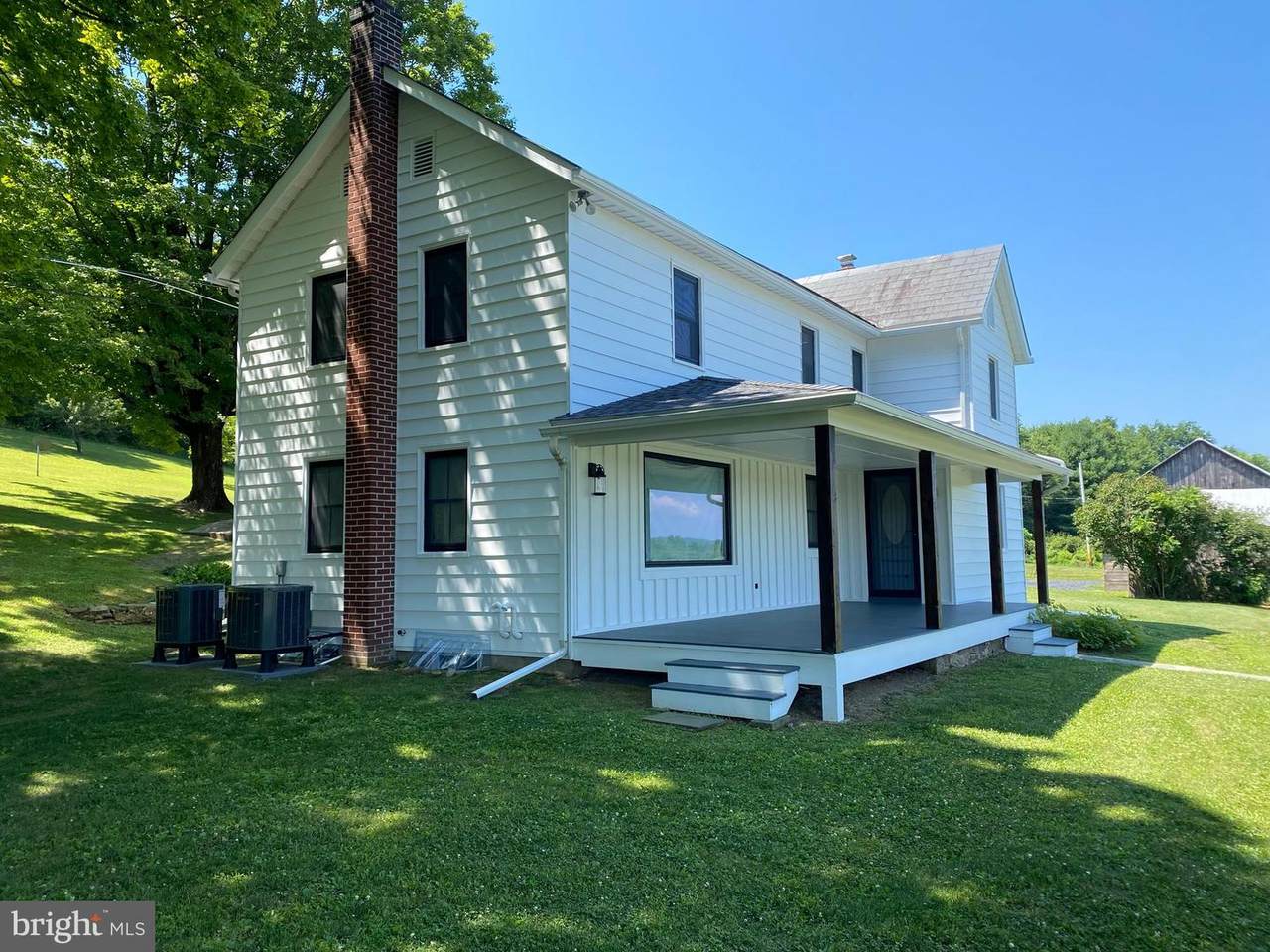 654 Mountain View Drive - Photo 1