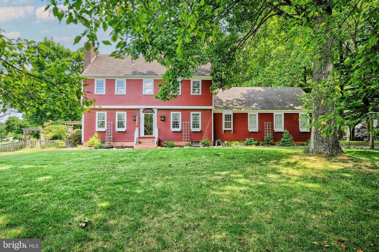 6 Wedgewood Drive - Photo 1