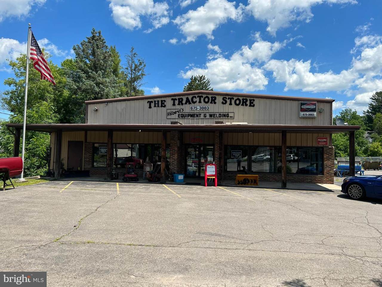 2965 Memorial Highway - Photo 1
