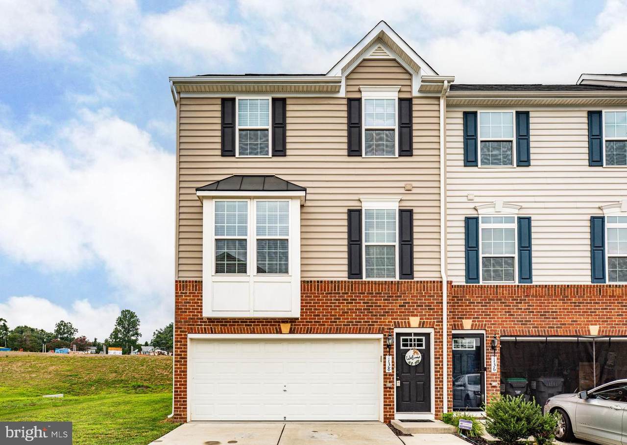 138 Landing Drive - Photo 1