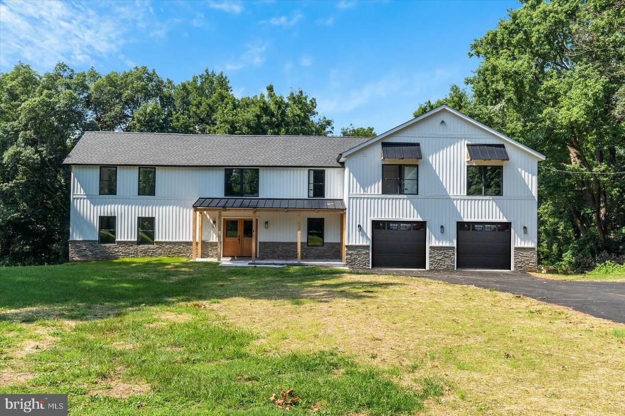 601 Priceville Avenue - Photo 1