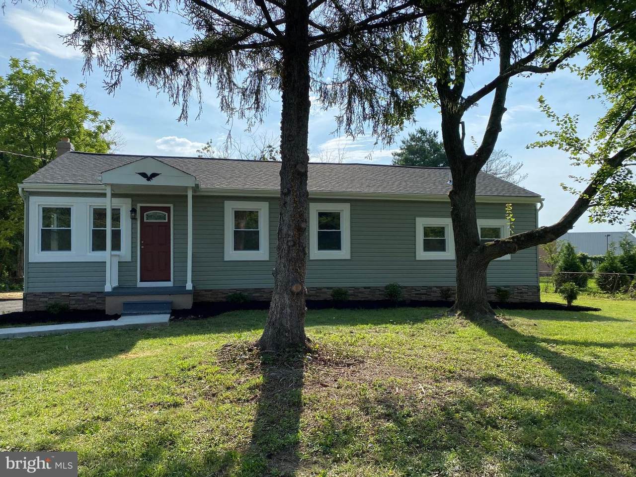 2909 Rolling Road - Photo 1