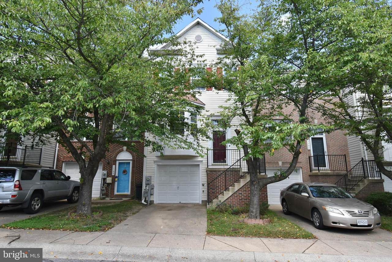 3306 Honey Bee Court - Photo 1