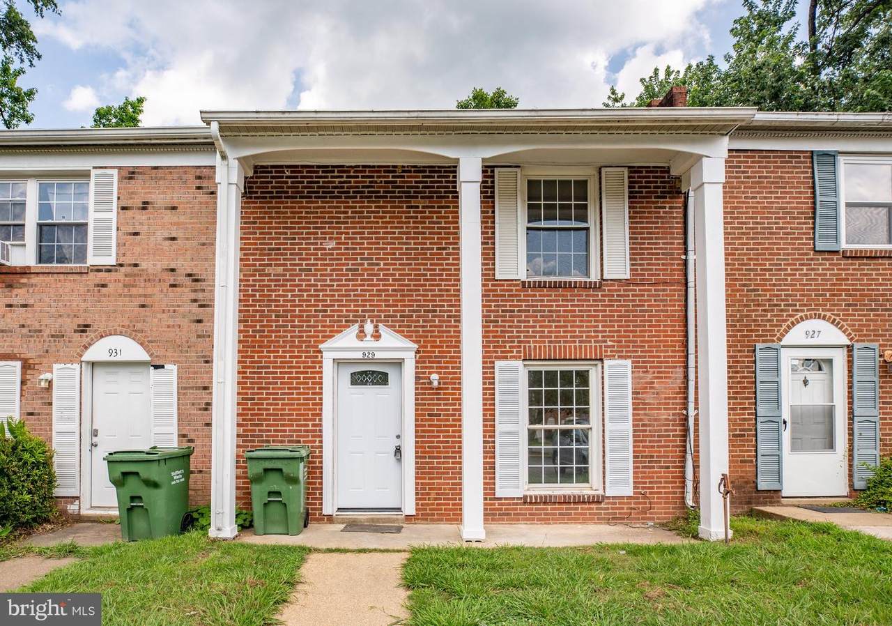 929 Bellows Avenue - Photo 1