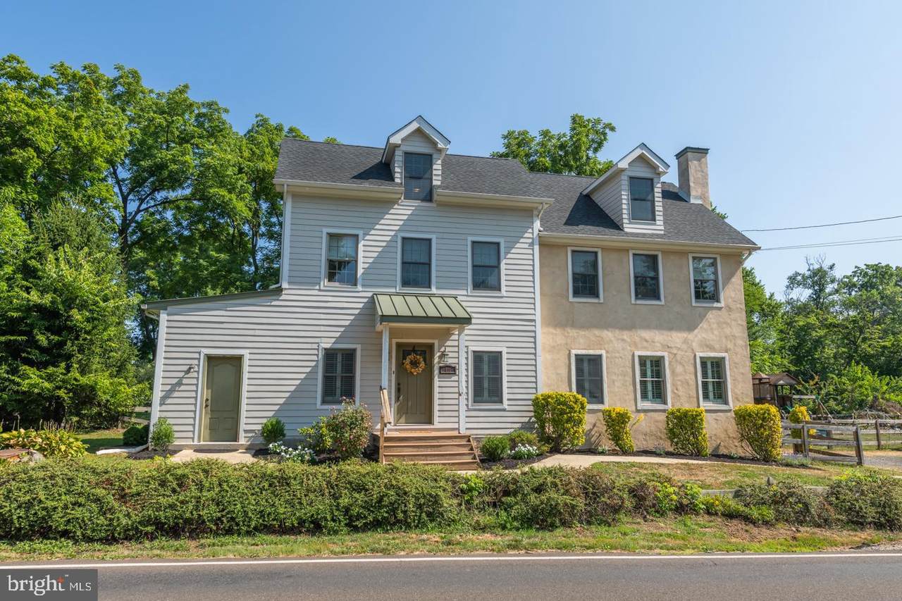811 Dolington Road - Photo 1