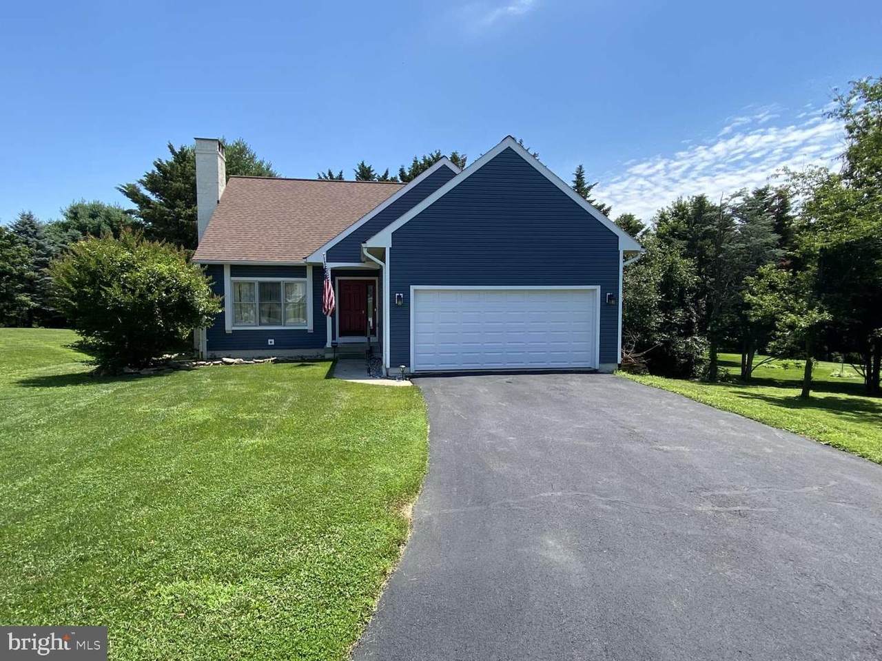 107 Paddock Drive - Photo 1