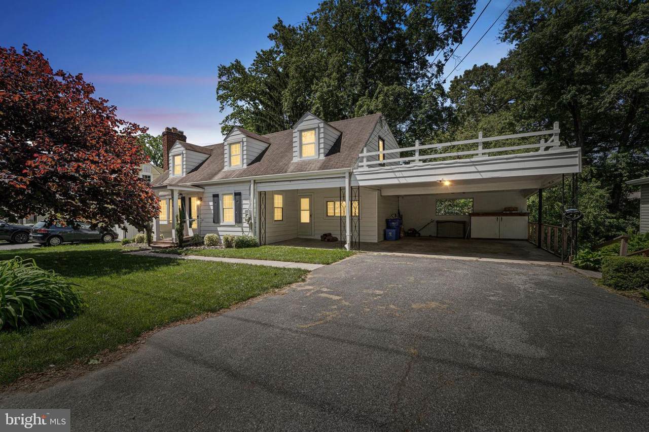 9914 Capitol View Avenue - Photo 1