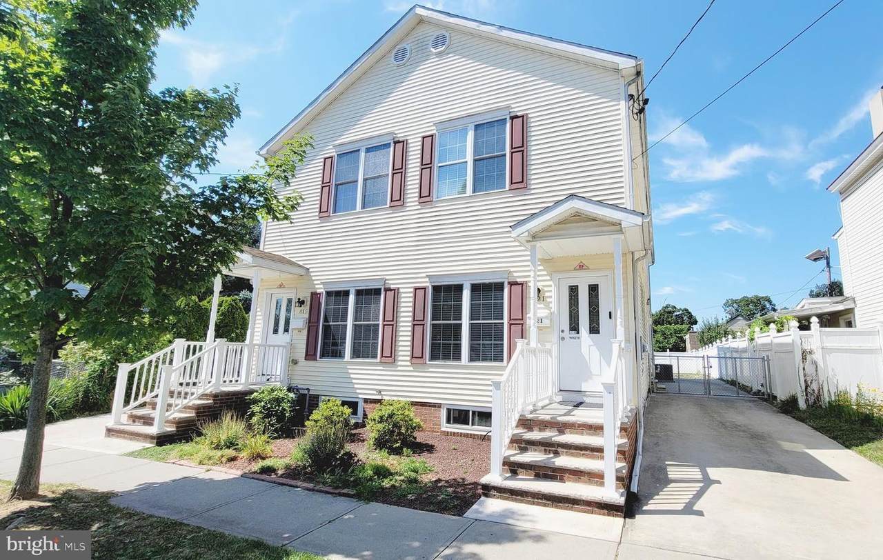 821 Pine Street - Photo 1