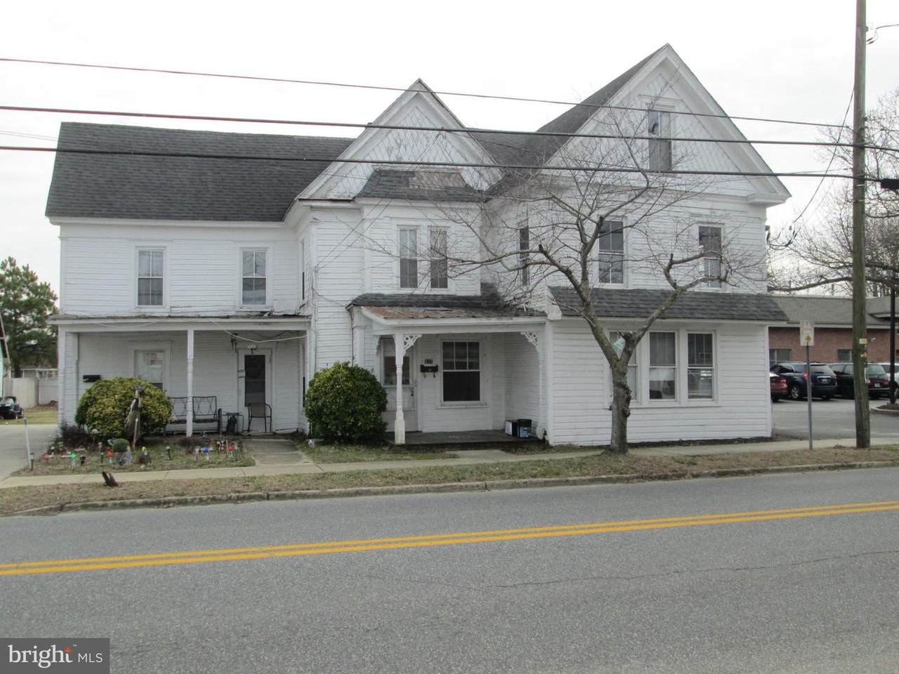 106 Sixth Street - Photo 1