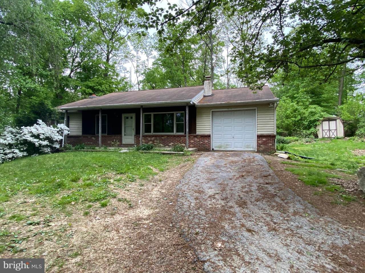 102 Hardy Lane - Photo 1