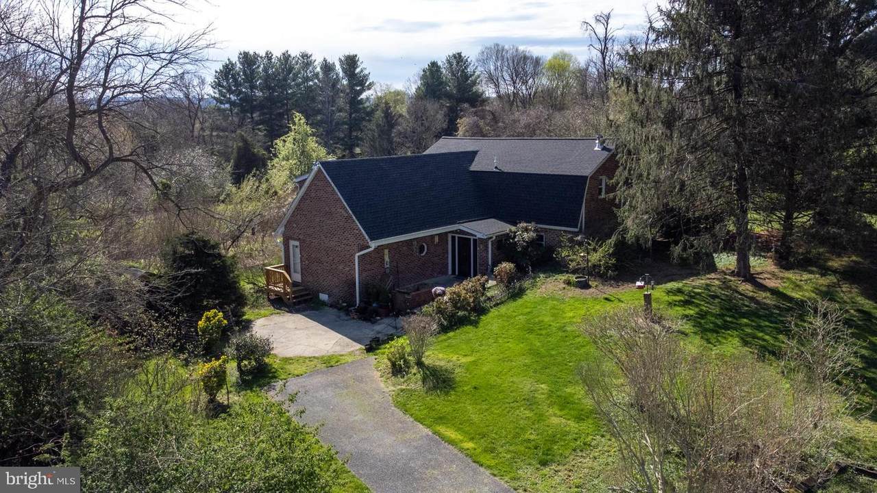 148 Willis Drive - Photo 1