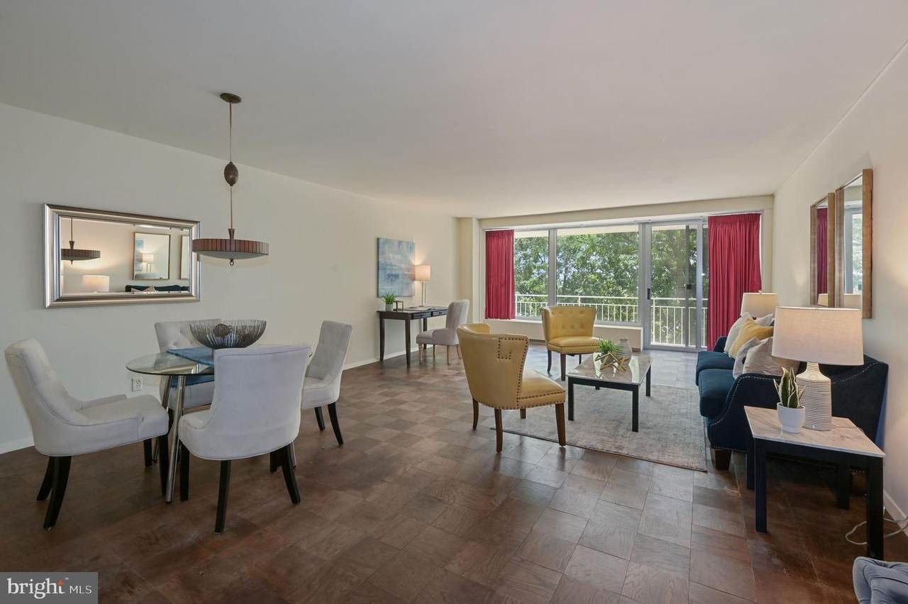 1435 4TH Street - Photo 1