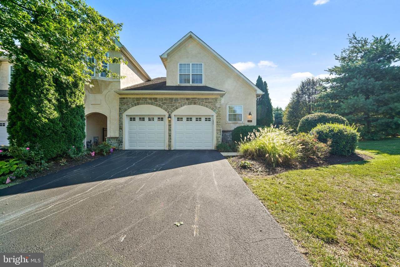 26 Old Barn Drive - Photo 1