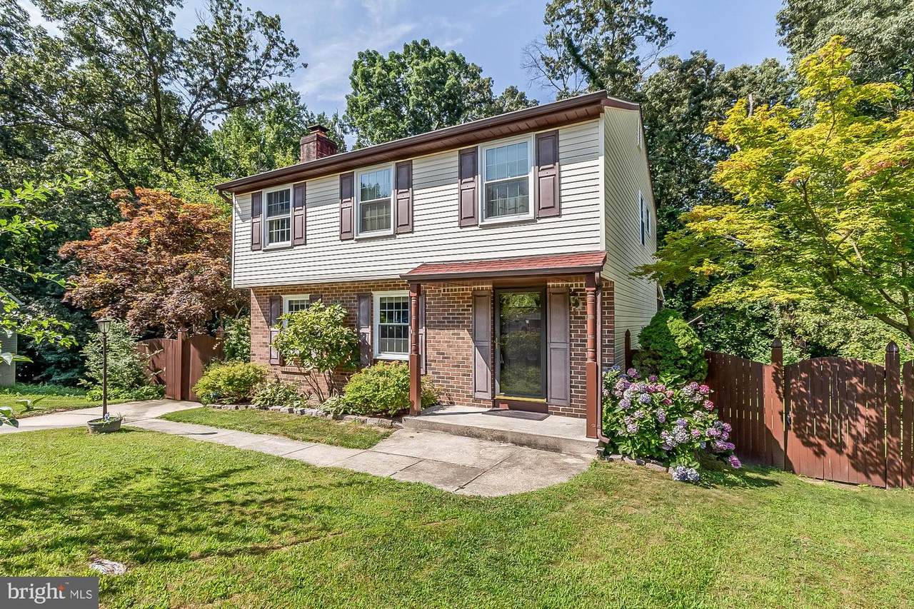 36 Freedom Court - Photo 1