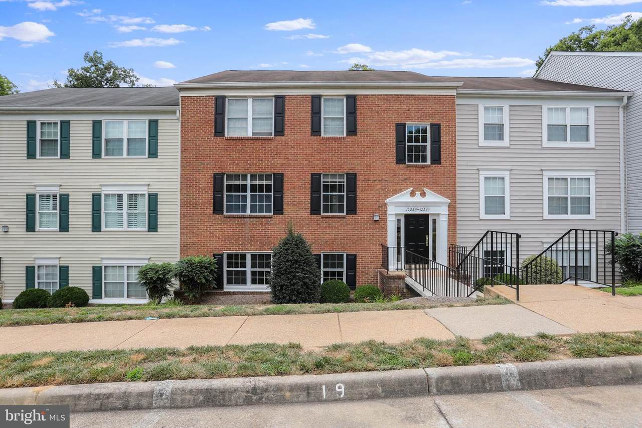 12239 Stevenson Court - Photo 1