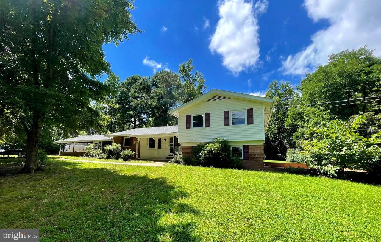 8281 Dahlgren Rd - Photo 1