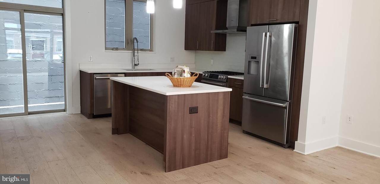 845 Orianna Street - Photo 1
