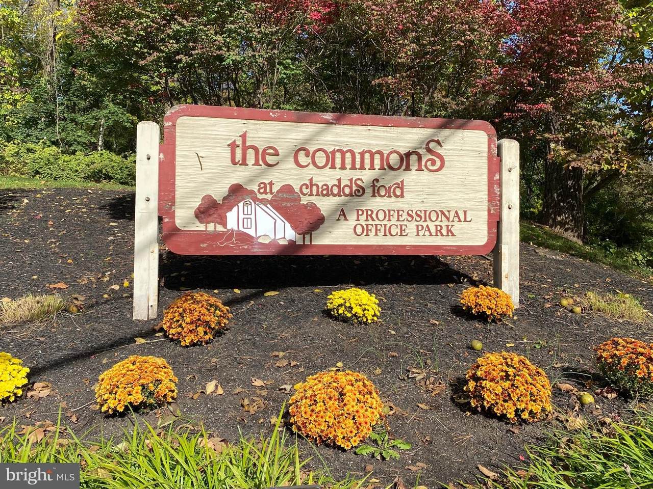 112 Commons Court - Photo 1