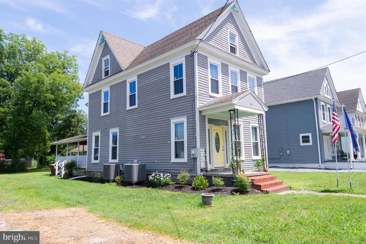 1109 Locust Street - Photo 1