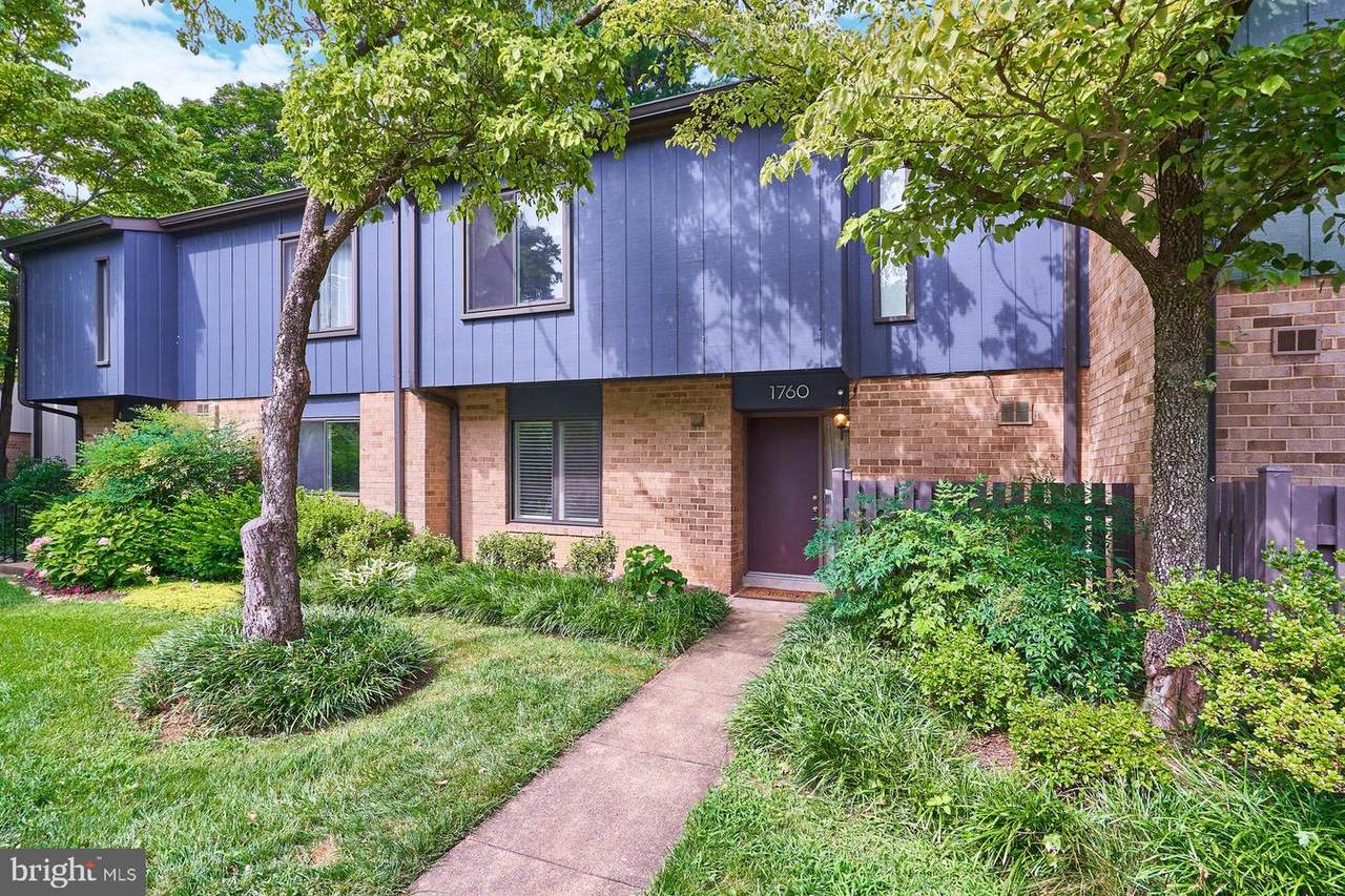 1760 Ivy Oak Square - Photo 1