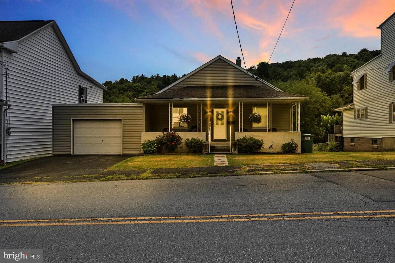 1229 Pottsville Street - Photo 1