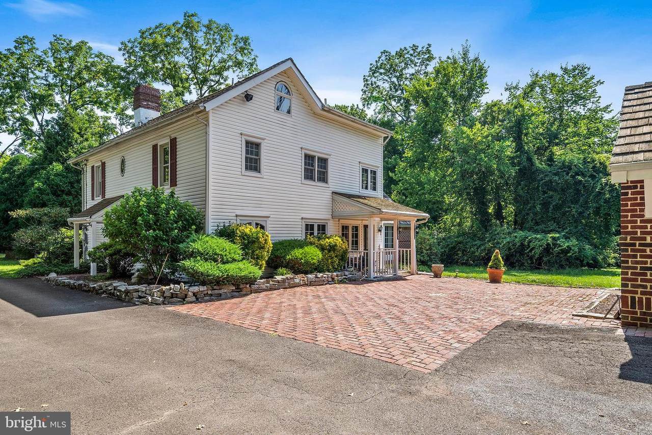 1133 Mckean Road - Photo 1