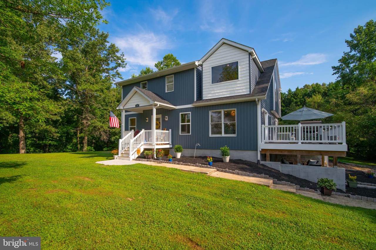 8900 Robert Morgan Place - Photo 1