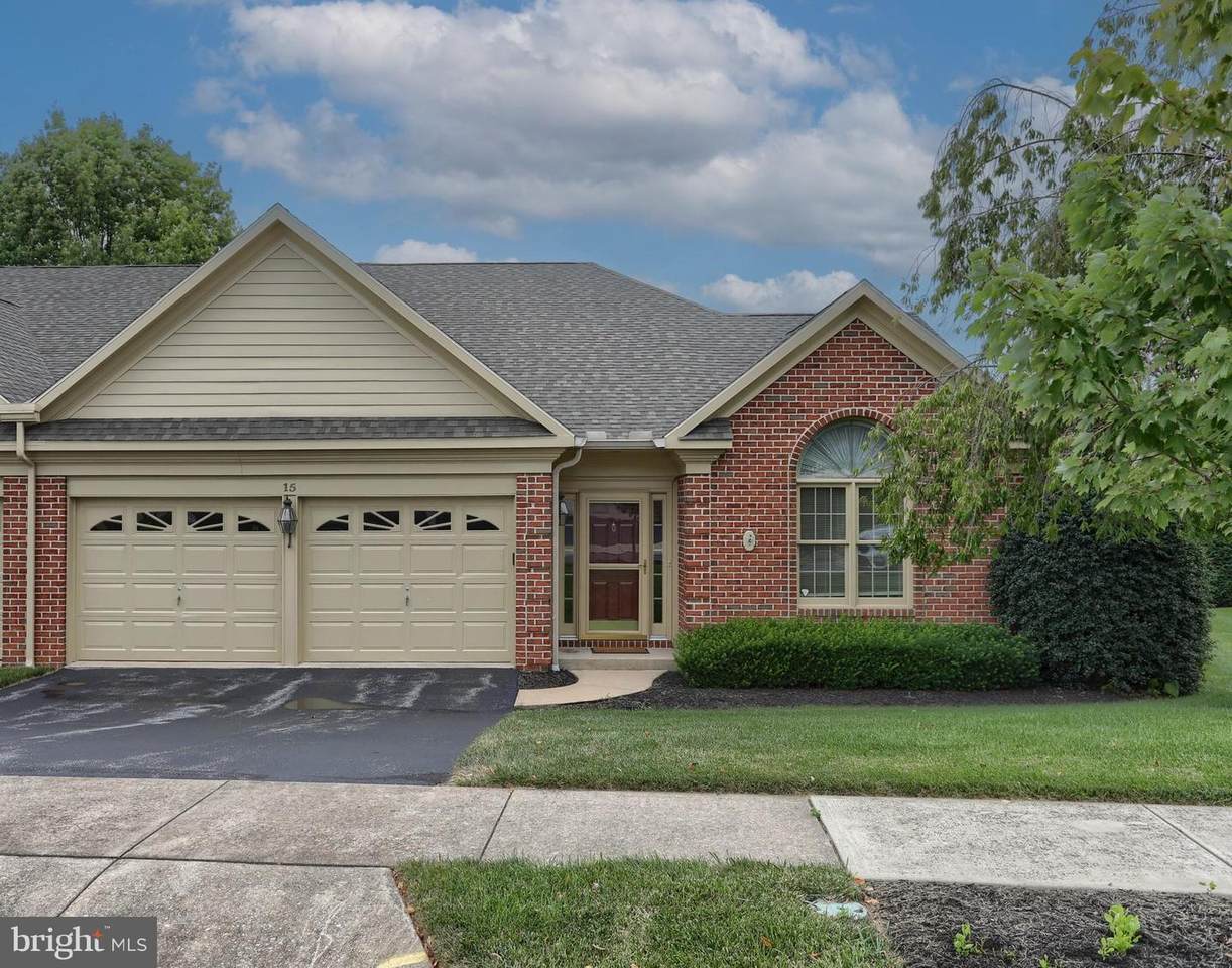 15 Almond Drive - Photo 1