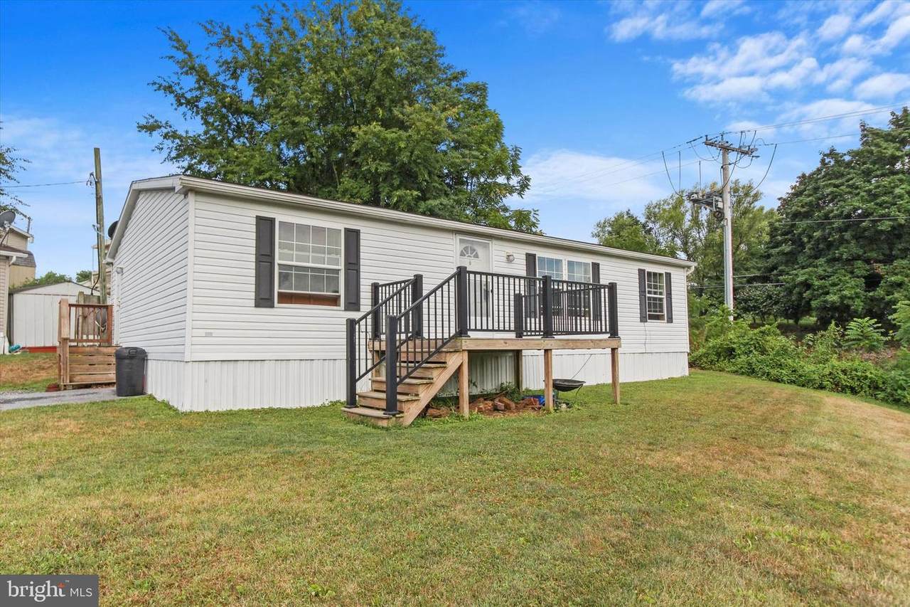 27 Crystal Drive - Photo 1