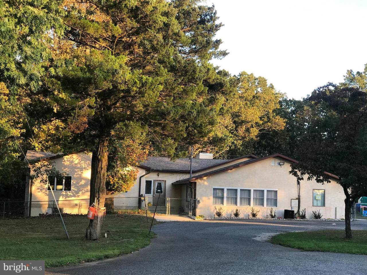 3495 Oak Road - Photo 1