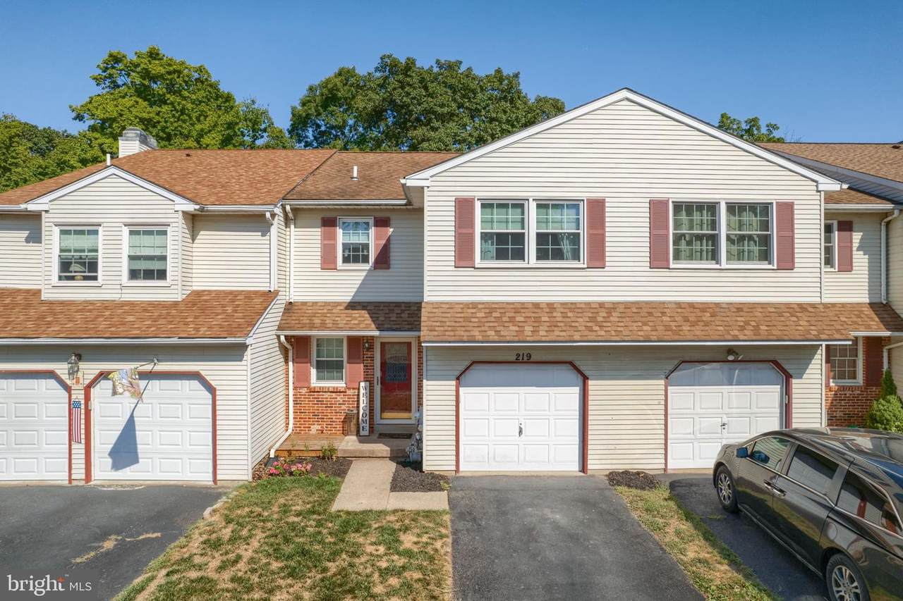 219 Jonathan Drive - Photo 1