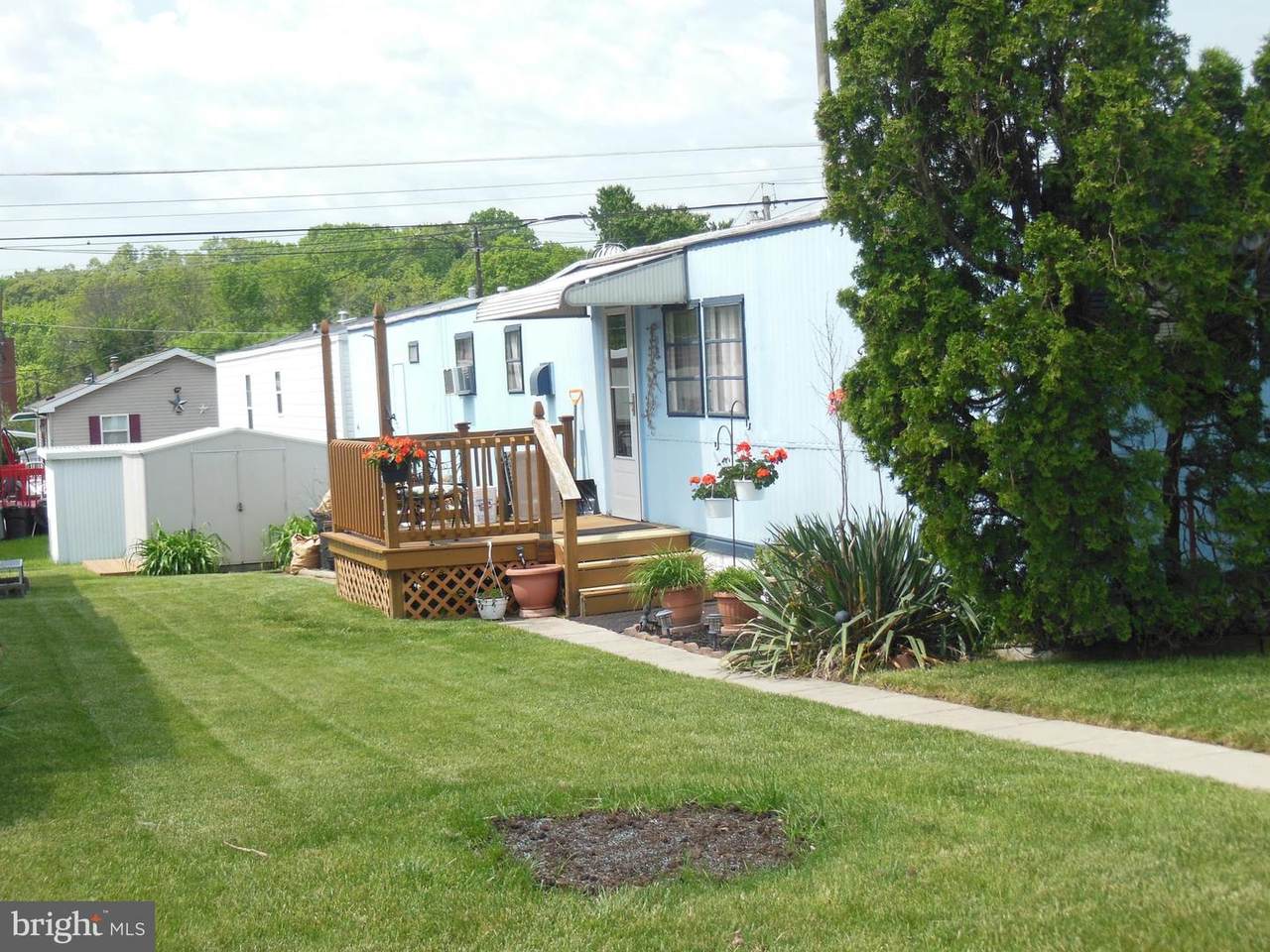 1405 Farrell Avenue - Photo 1