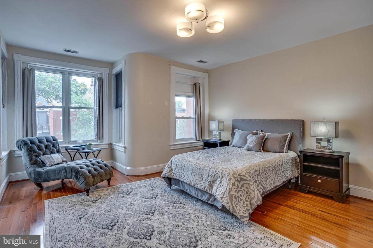 130 Seaton Place - Photo 1