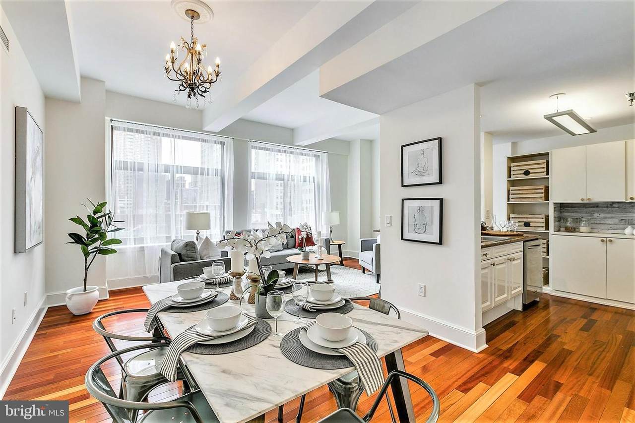 1500 Chestnut Street - Photo 1