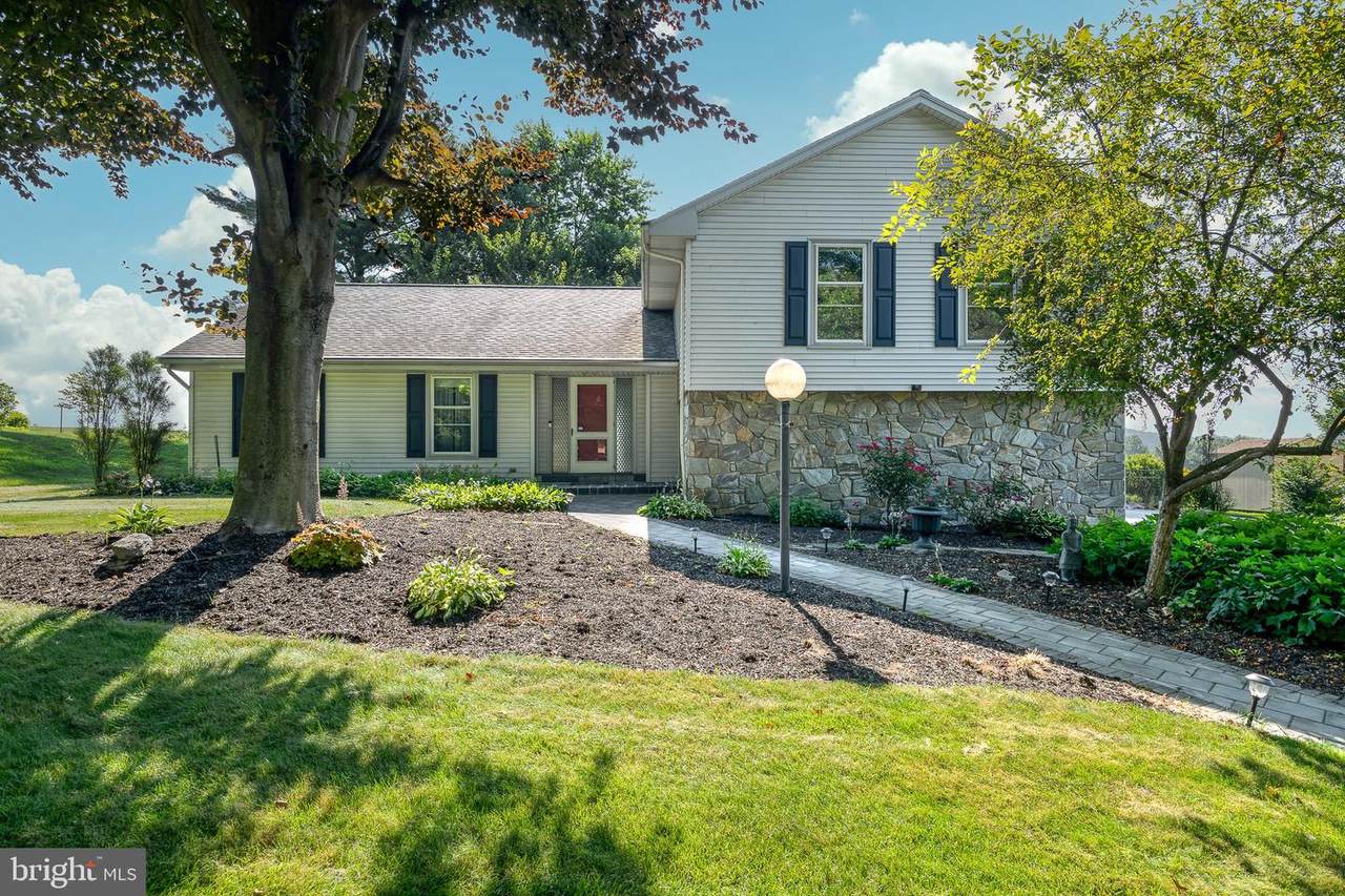 405 Yorktown Road - Photo 1