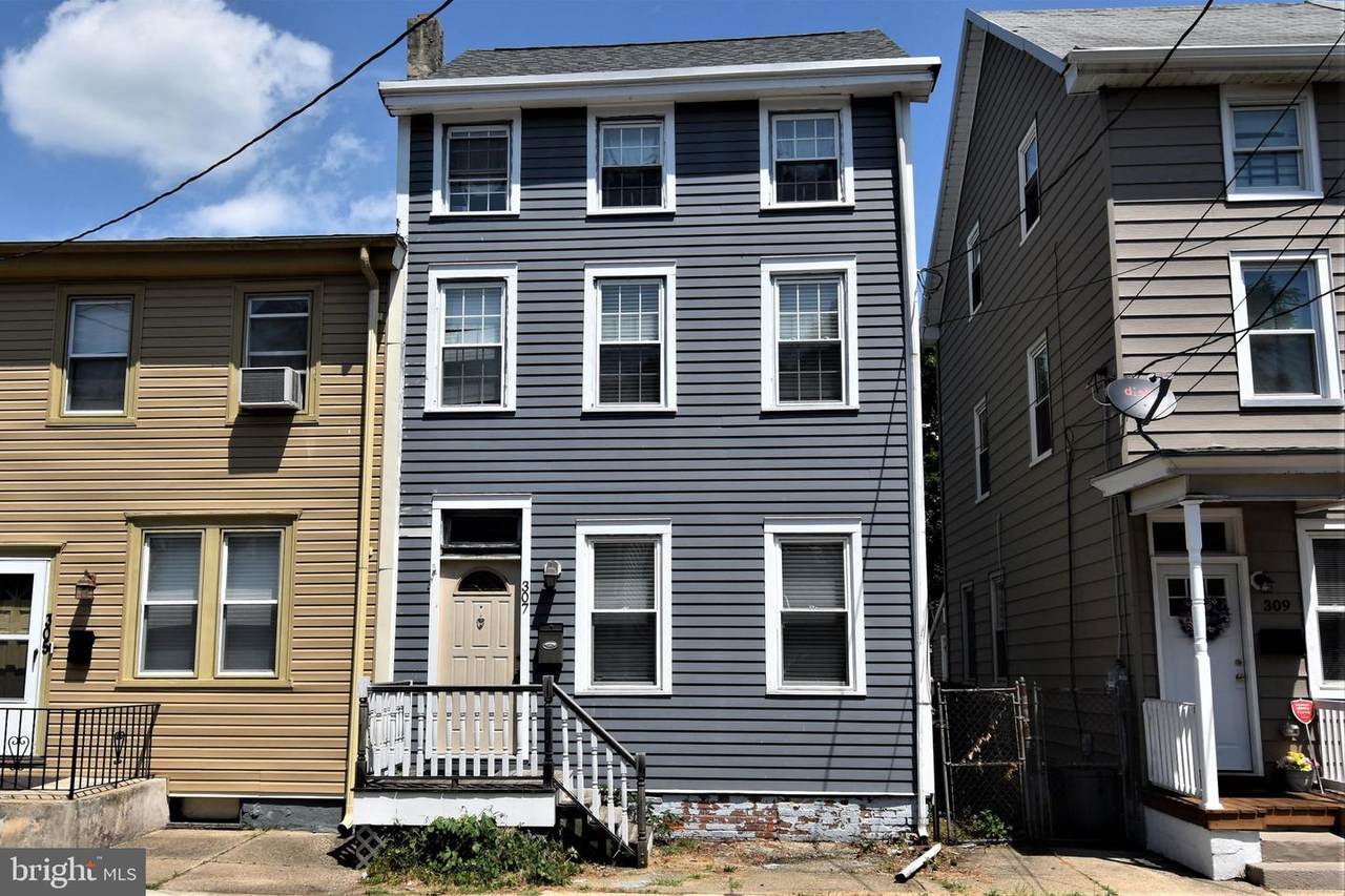 307 Penn Street - Photo 1